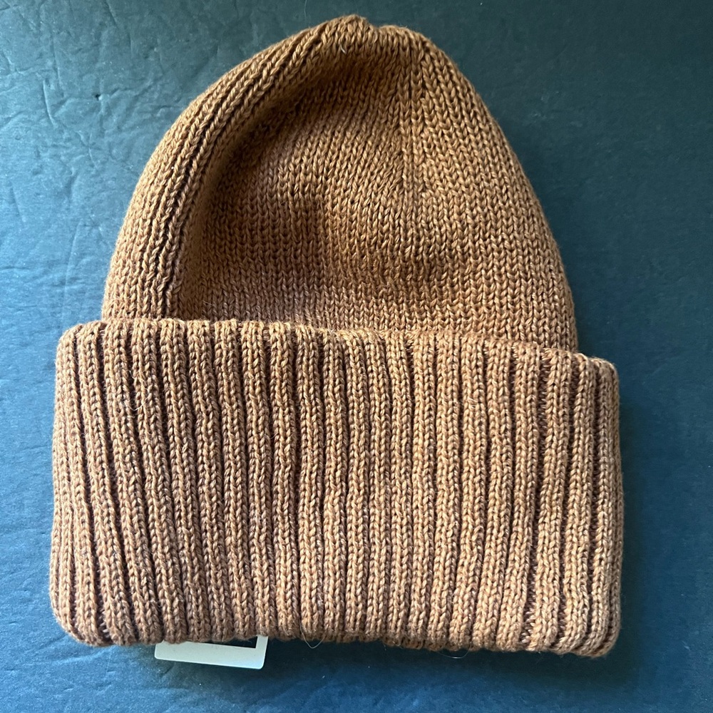 NWT Urban Outfitters Brown Beanie, O/S